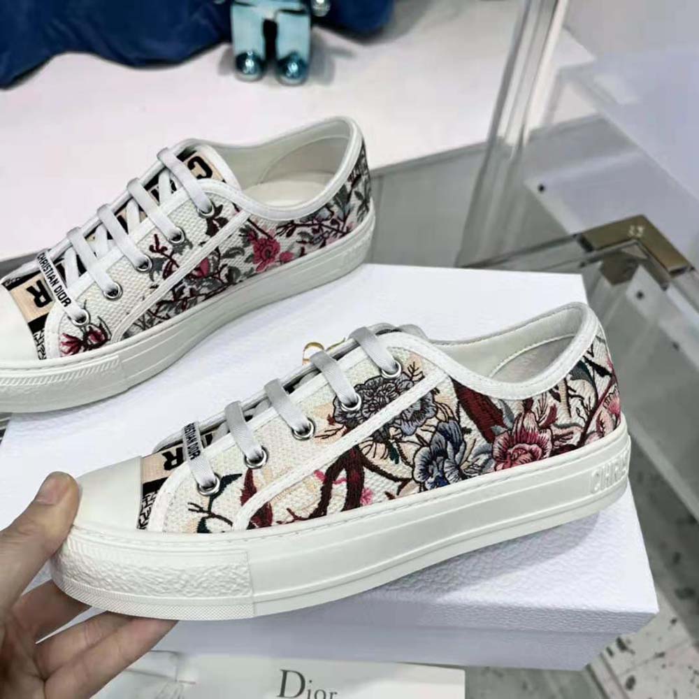 Dior - Walk'n'Dior Sneaker White Multicolor Embroidered Cotton with Toile de Jouy Mexico Motif - Size 37 - Women