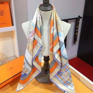 Confort en Automobile scarf 70