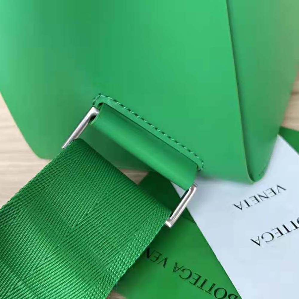 Bottega Veneta Men Arco Backpack in Calfskin Leather-Green 7 Bottega Veneta Men Arco Backpack in Calfskin Leather-Green - Image 7