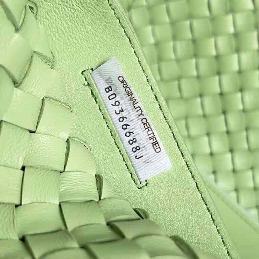 Bottega Veneta Women Medium Cabat Leather Tote Bag with Detachable Strap-Aqua 9 Bottega Veneta Women Medium Cabat Leather Tote Bag with Detachable Strap-Aqua - Image 9