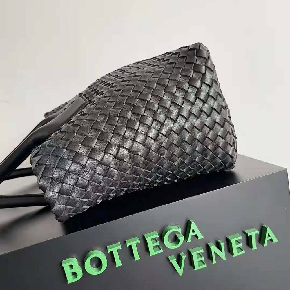 Bottega Veneta Women Medium Cabat Leather Tote Bag with Detachable Strap-Black 4 Bottega Veneta Women Medium Cabat Leather Tote Bag with Detachable Strap-Black - Image 4