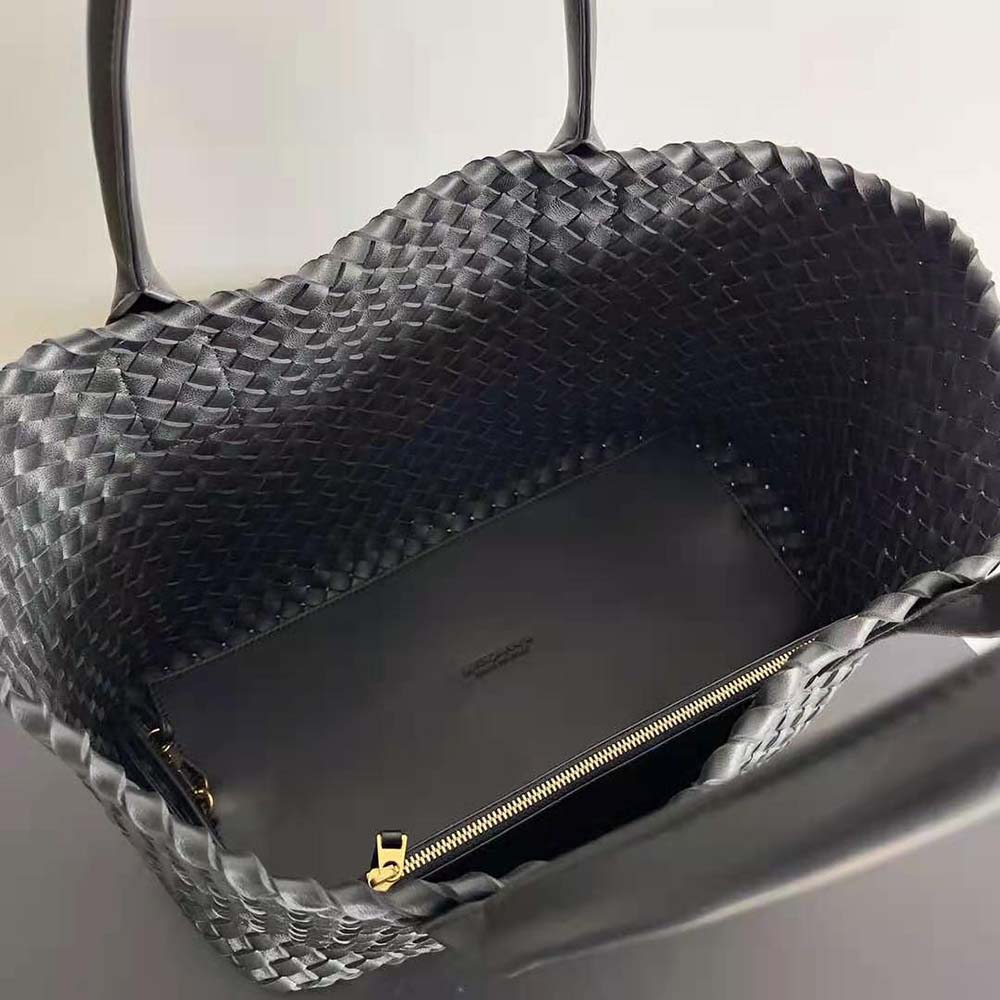 Bottega Veneta Women Medium Cabat Leather Tote Bag with Detachable Strap-Black 7 Bottega Veneta Women Medium Cabat Leather Tote Bag with Detachable Strap-Black - Image 7