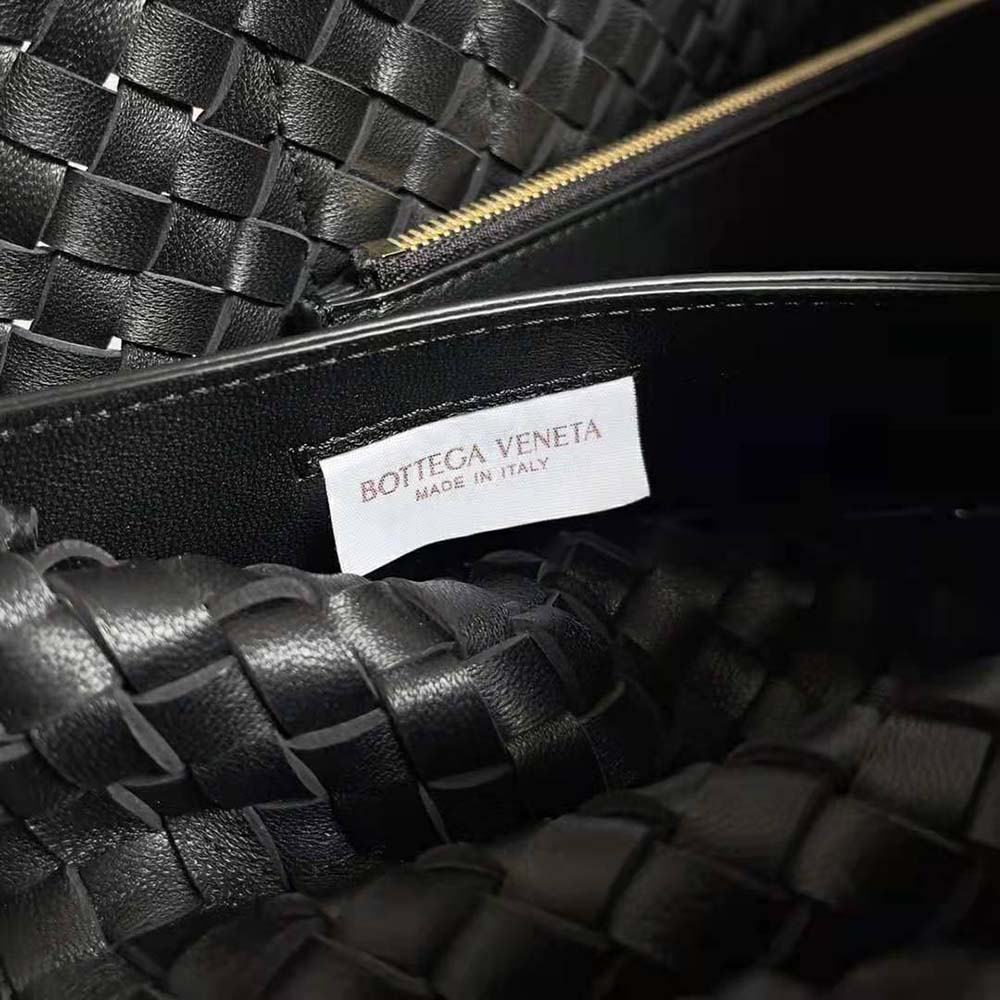 Bottega Veneta Women Medium Cabat Leather Tote Bag with Detachable Strap-Black 10 Bottega Veneta Women Medium Cabat Leather Tote Bag with Detachable Strap-Black - Image 10