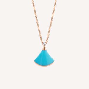 Bvlgari Women DIVAS' DREAM Necklace in 18 KT Rose Gold with Pendant Set-Blue