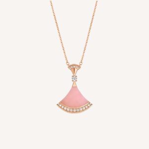 Bvlgari Women DIVAS' DREAM Necklace in 18 KT Rose Gold with Pendant Set-Pink