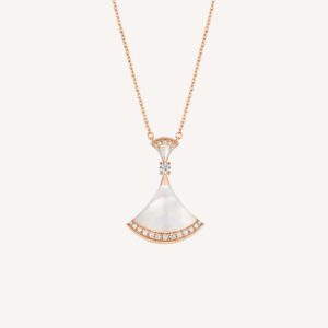 Bvlgari Women DIVAS' DREAM Necklace in 18 KT Rose Gold with Pendant Set-White