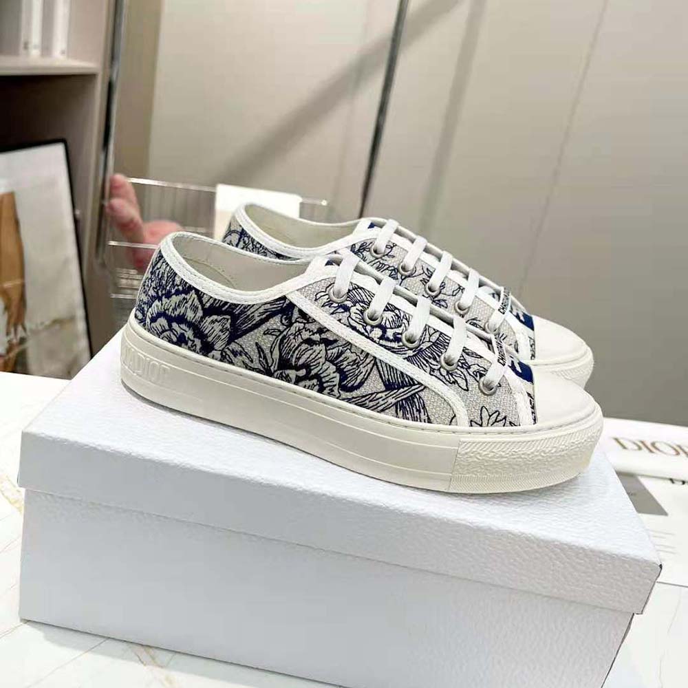 Dior Women Walk'N'Dior Sneaker White and Blue Dior Jardin D'Hiver Embroidered Cotton 8 Dior Women Walk'N'Dior Sneaker White and Blue Dior Jardin D'Hiver Embroidered Cotton - Image 8