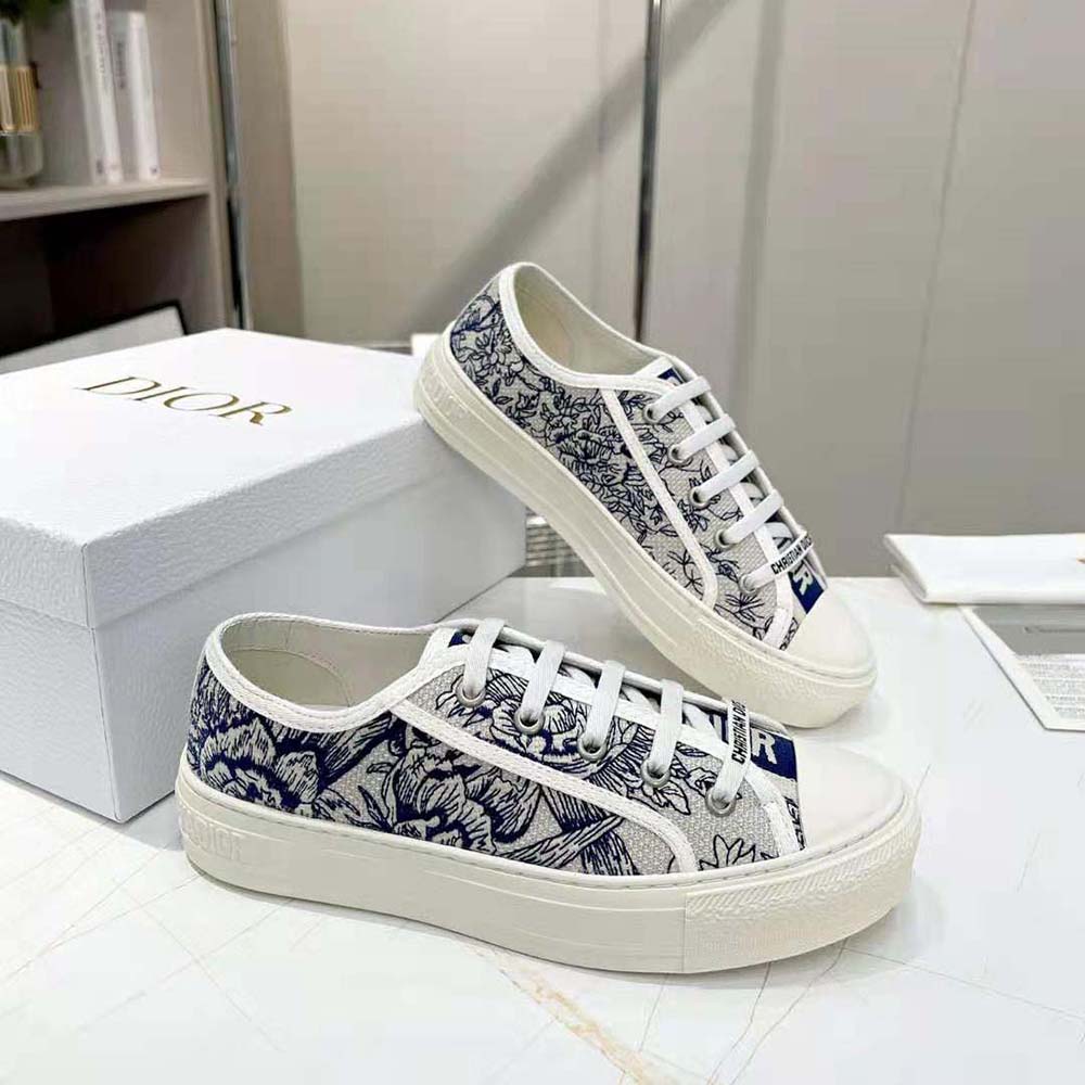 Dior Women Walk'N'Dior Sneaker White and Blue Dior Jardin D'Hiver Embroidered Cotton 7 Dior Women Walk'N'Dior Sneaker White and Blue Dior Jardin D'Hiver Embroidered Cotton - Image 7