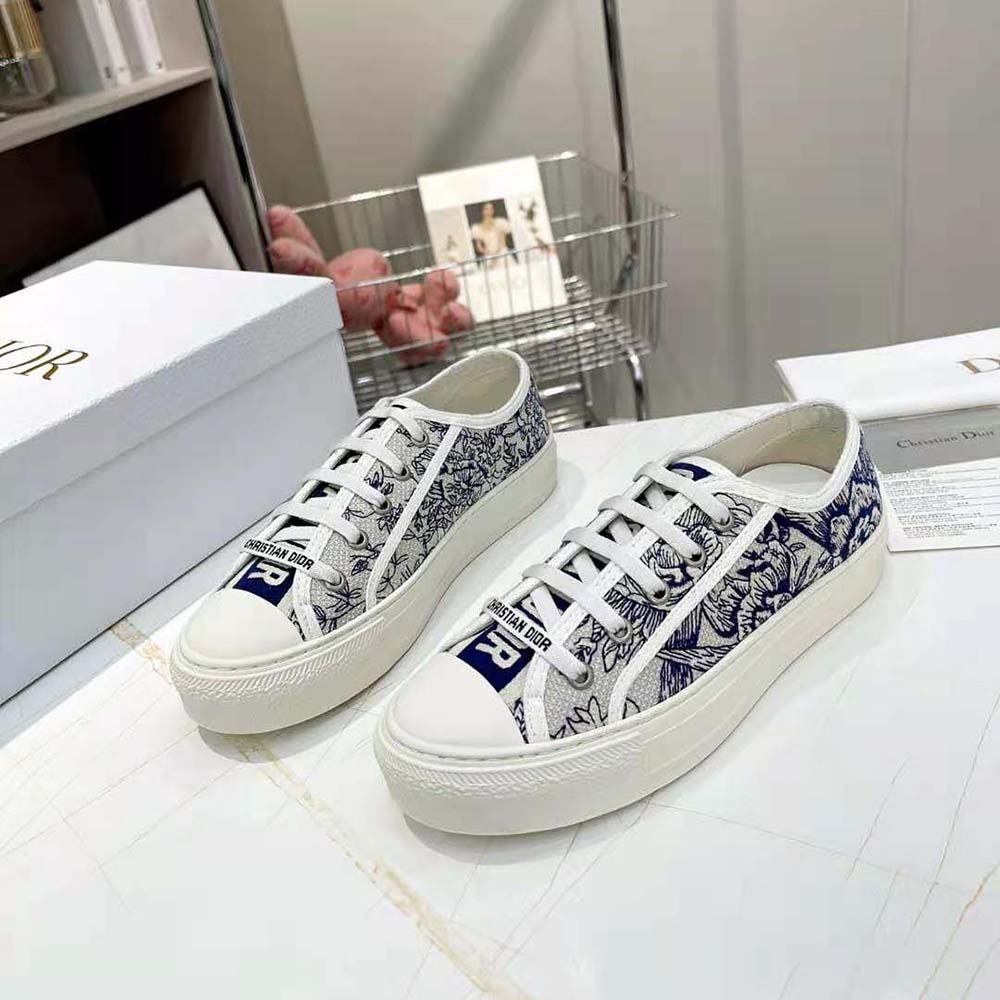 Dior Women Walk'N'Dior Sneaker White and Blue Dior Jardin D'Hiver Embroidered Cotton 4 Dior Women Walk'N'Dior Sneaker White and Blue Dior Jardin D'Hiver Embroidered Cotton - Image 4