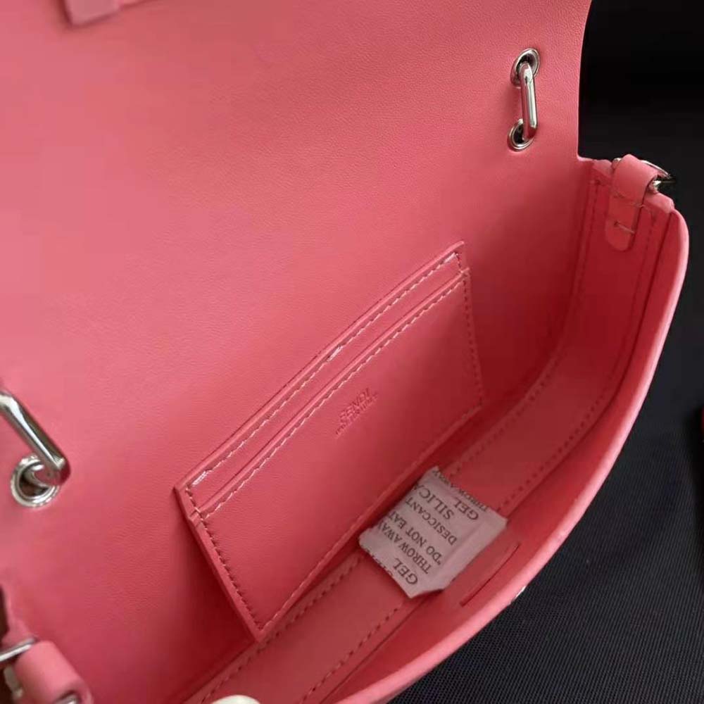 Fendi Women Baguette Phone Pouch Pink Patent Leather Pouch 10 Fendi Women Baguette Phone Pouch Pink Patent Leather Pouch - Image 10