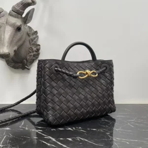 Bottega Veneta Women Small Andiamo Intrecciato Leather Top Handle Bag-Chocolate Brown