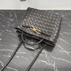 Bottega Veneta Women Small Andiamo Intrecciato Leather Top Handle Bag-Chocolate Brown