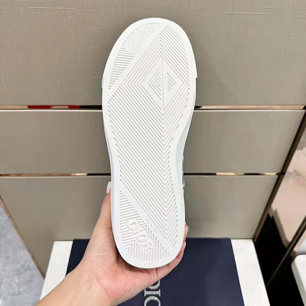 Dior Men B101 Sneaker Dior Gray CD Diamond Canvas Smooth Calfskin and Nubuck 10 Dior Men B101 Sneaker Dior Gray CD Diamond Canvas Smooth Calfskin and Nubuck - Image 10