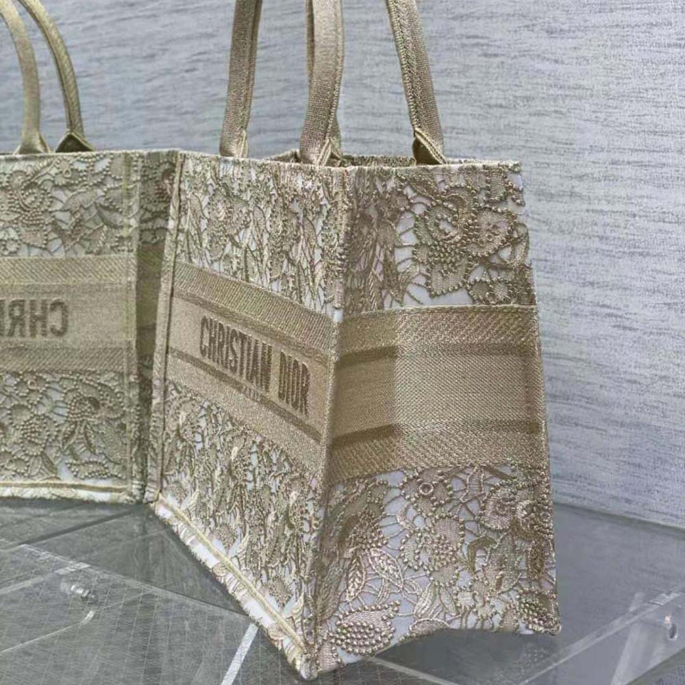 Medium Dior Or Dior Book Tote Gold-Tone D-Lace Embroidery with Macramé  Effect (36 x 27.5 x 16.5 cm)