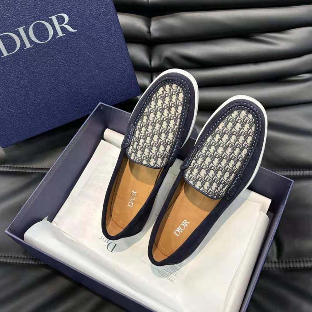 dior men's dress shoes Christian Dior Pre-Owned 2010s Leather Derby Shoes | Black