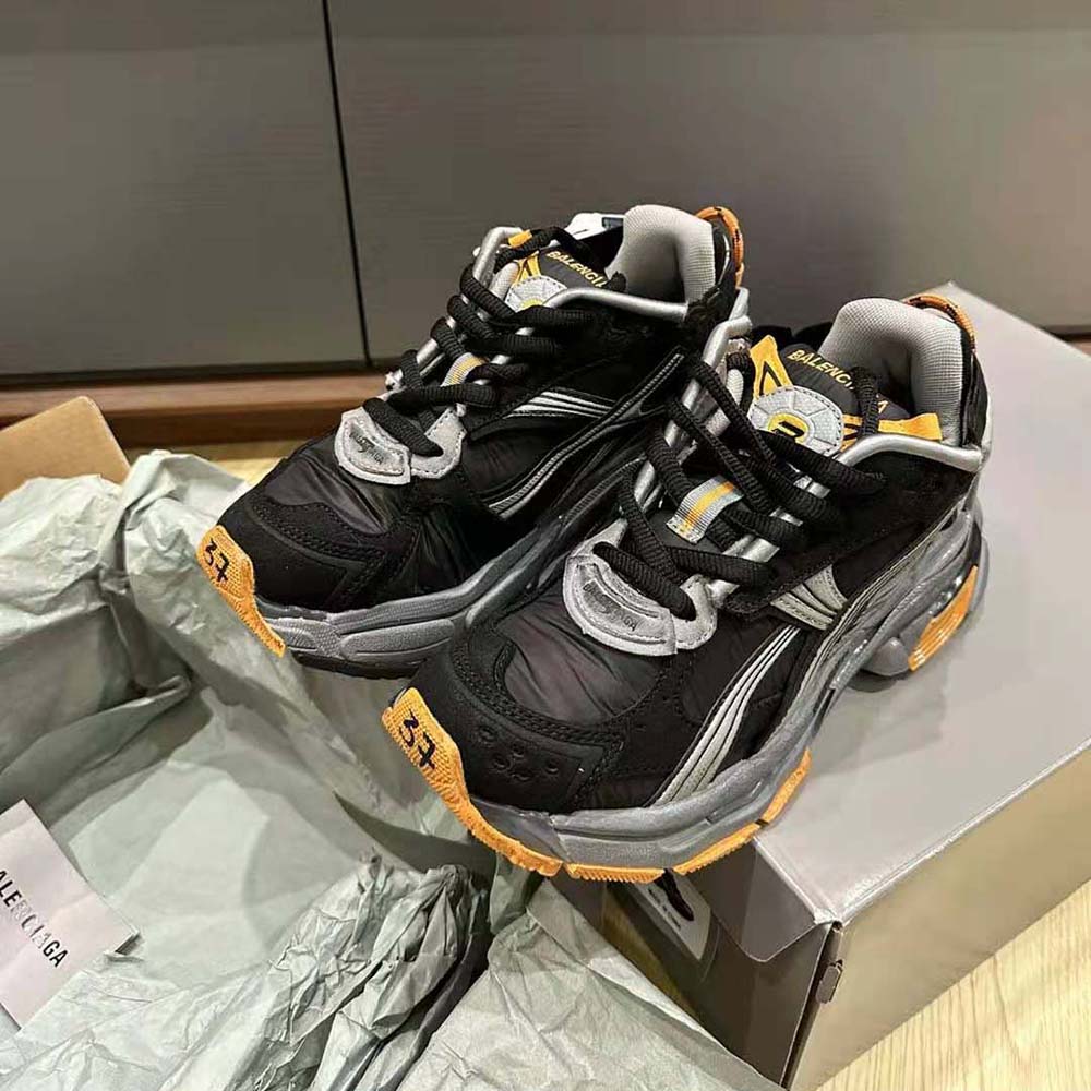 Black and orange balenciaga cheap runners