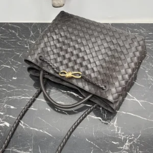 Bottega Veneta Women Medium Andiamo in Lambskin Leather-Chocolate Brown