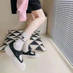 Balenciaga Unisex 3B Sports Icon Socks in White and Black Cotton