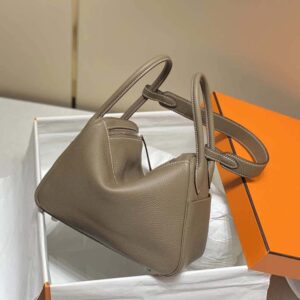 Hermes Women Lindy 26 in Clemence Leather-Gray/Silver