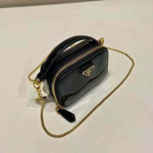 Prada Women Patent Leather Mini-pouch-Black F03KJ