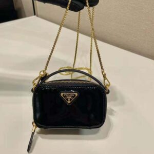 Prada Women Patent Leather Mini-pouch-Black F03KJ