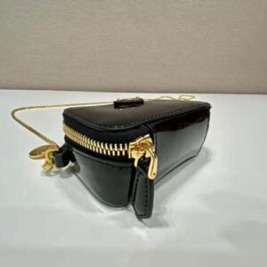 Prada Women Patent Leather Mini-pouch-Black F03KJ