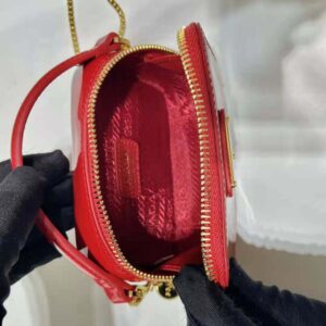 Prada Women Patent Leather Mini-pouch-Red F0E06