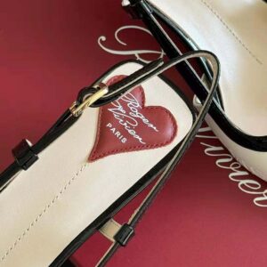 Roger Vivier Women Viv’ Canard Slingback Pumps in Patent Leather-Black