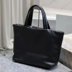 Saint Laurent YSL Unisex Saint Laurent Tote in Nappa Lambskin-Black 756269AACIW1000