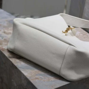 Saint Laurent YSL Women Le 5 à 7 Bea in Grained Leather-White