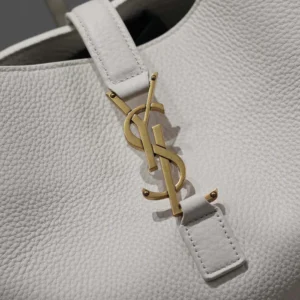 Saint Laurent YSL Women Le 5 à 7 Bea in Grained Leather-White