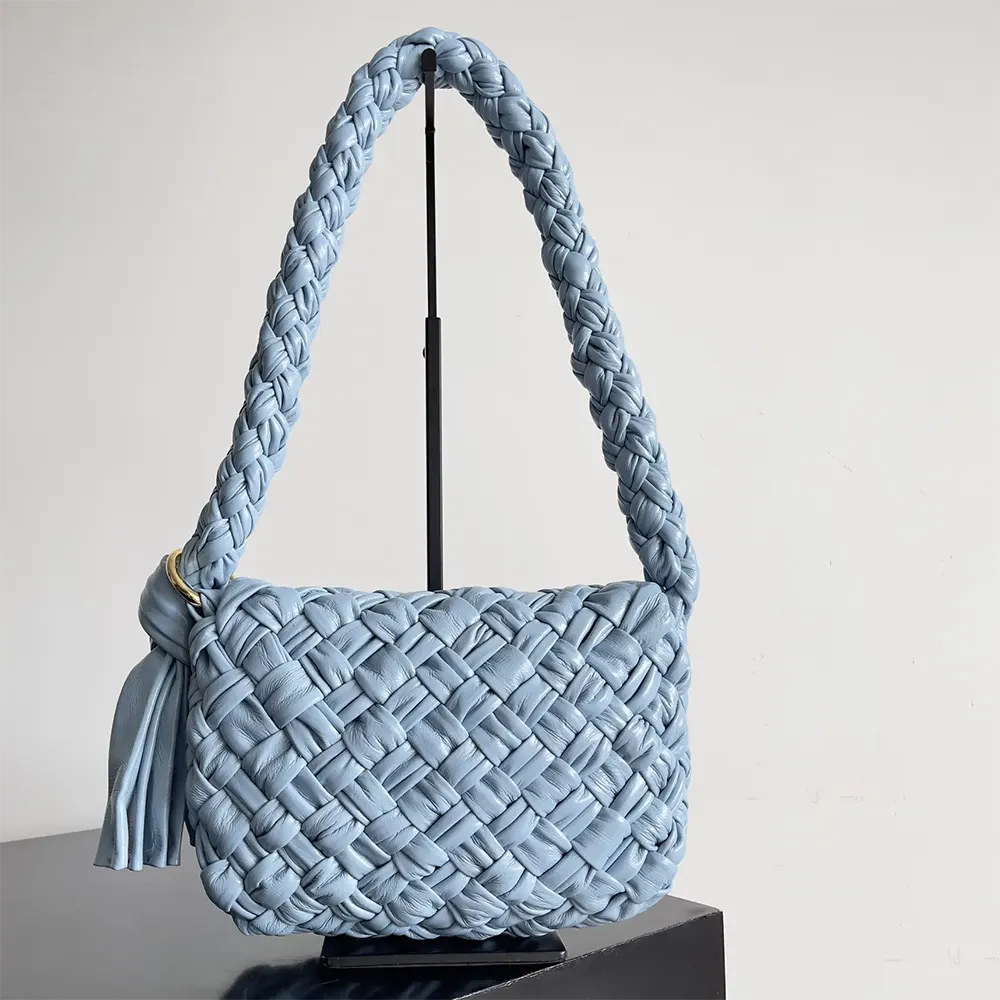 Bottega Veneta Women Kalimero Città 785797V40T01728 3 Bottega Veneta Women Kalimero Città 785797V40T01728