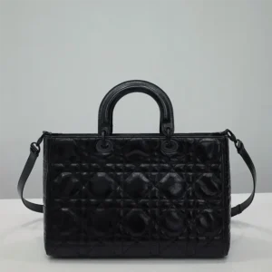 Dior Women Large Lady D-Sire Bag Black Macrocannage Crinkled Calfskin