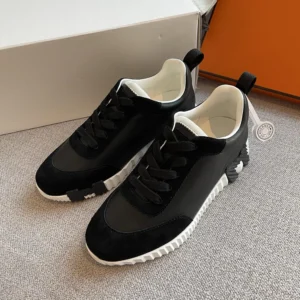 Hermes Unisex Bouncing Sneaker-Black H242250Z 02350