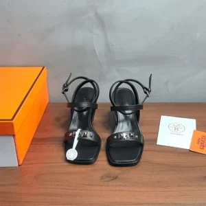 Hermes Women Ivresse 65 Sandal-Black H241152Z 02360Hermes Women Ivresse 65 Sandal-Black H241152Z 02360