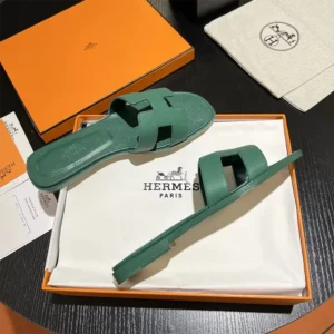 Hermes Women Oran Sandal-Green H202272Z EC350
