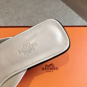 Hermes Women Ilot 50 Sandal in Calfskin Leather-White H241142Z CL355