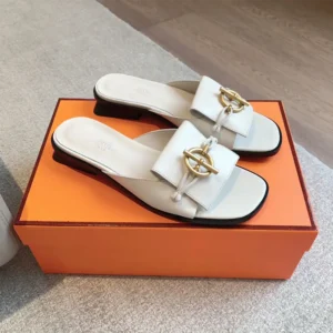 Hermes Women Isle Sandal in Calfskin Leather-White H241145Z CL350