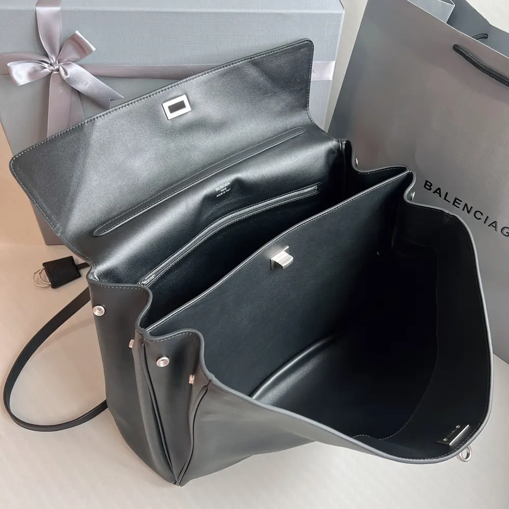 Balenciaga Women Rodeo Medium Handbag in Black Smooth Calfskin-Silver 8 Balenciaga Women Rodeo Medium Handbag in Black Smooth Calfskin-Silver