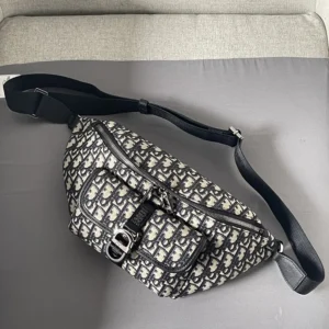 Dior Men Dior 8 Belt Bag Beige and Black Dior Oblique Jacquard