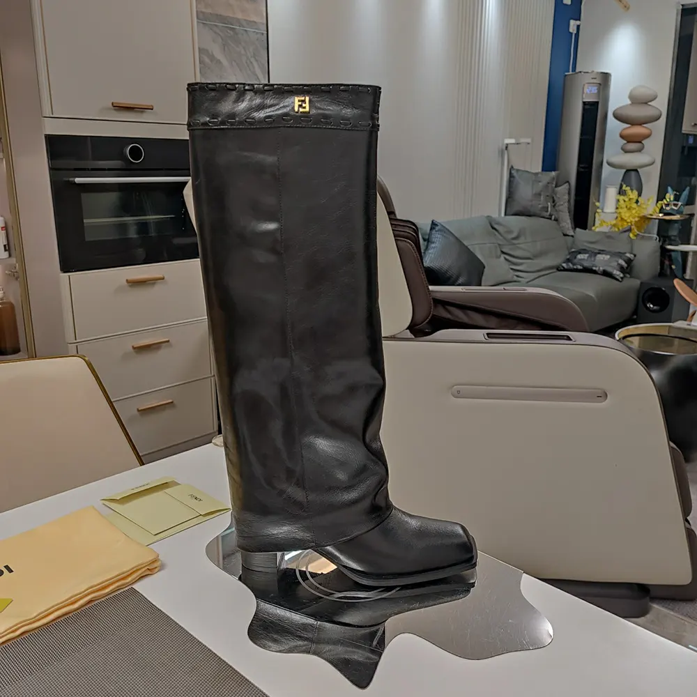 Fendi Women Show Black Leather Hhigh-heeled Boots 4 Fendi Women Show Black Leather Hhigh-heeled Boots