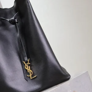 Saint Laurent YSL Women Paris Vii Pochon in Lambskin