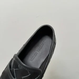 Bottega Veneta Unisex Haddock Loafer-Black 796711V2WT21000