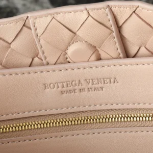 Bottega Veneta Women Medium Andiamo in Supple Intrecciato Leather-Pink