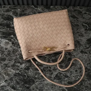 Bottega Veneta Women Medium Andiamo in Supple Intrecciato Leather-Pink