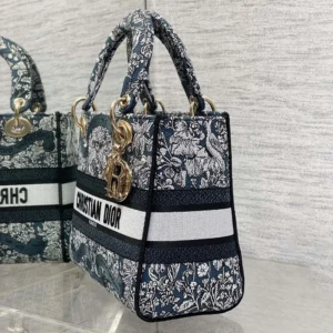 Dior Women Medium Lady D-Lite Bag Latte Embroidery with Blue Dior Around the World Motif