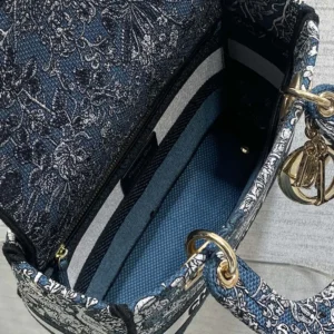 Dior Women Medium Lady D-Lite Bag Latte Embroidery with Blue Dior Around the World Motif