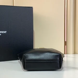 Saint Laurent YSL Women Pochon in Lambskin 8010701EL0W1000