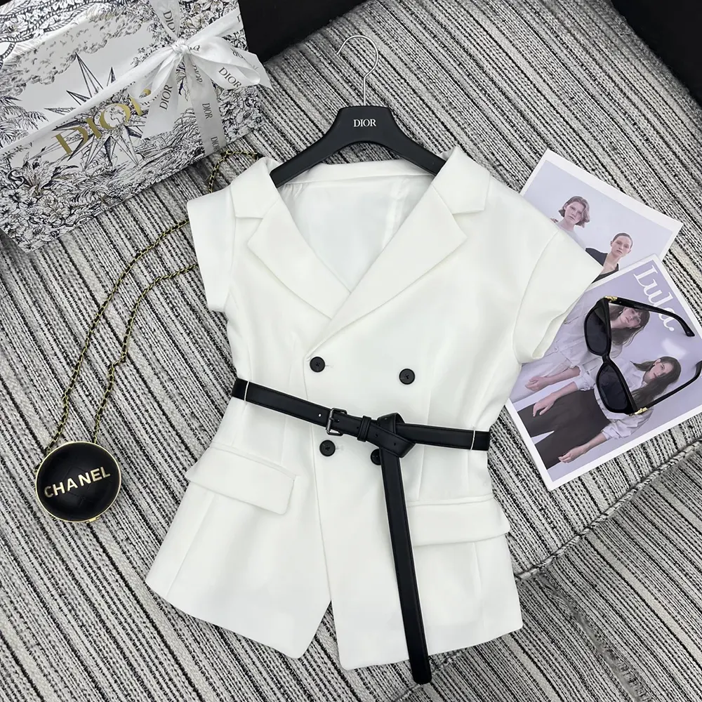 Dior Women Asymmetric Short-Sleeved Jacket with Belt Ecru Virgin Wool and Silk Grain de Poudre 2 Dior Women Asymmetric Short-Sleeved Jacket with Belt Ecru Virgin Wool and Silk Grain de Poudre