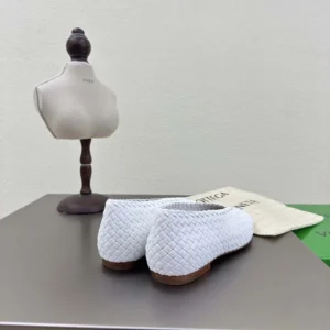 Bottega Veneta Women Sofia Ballerina in Padded Intreccio Leather-White